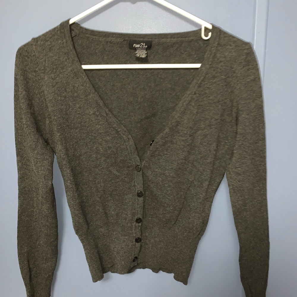 Grey cardigan, button-down